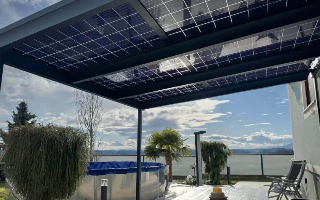 PV-Terrassendach mit Full-Blackoutumschaltung