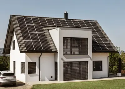 Moderner Neubau mit Smart Home Lösung